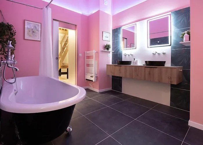 Apartment Spacious In The Heart Of Carcassonne