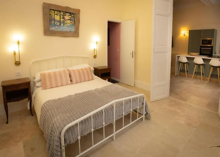 Apartment Spacious In The Heart Of